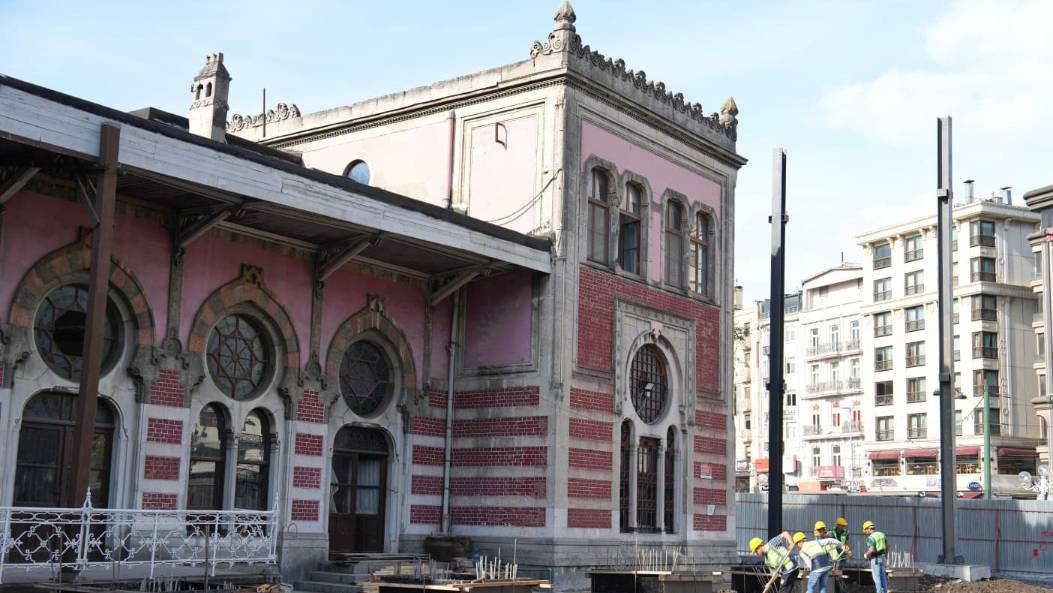 bakan ersoy sirkeci otel ya da avm olmayacak IRw9bJ6j