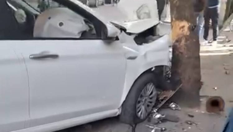 yola atlayan cocuga otomobil carpti 1 yarali ve18rfu3