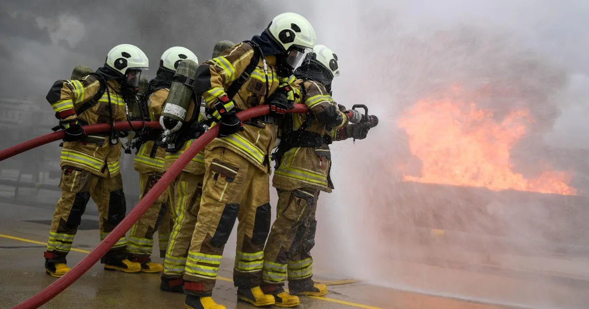6 subat depremleri saglikcilari izmirde bulusturdu o anlar yeniden yasandi 1cTPRMIM