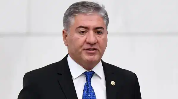 chpli murat emirden kurultay davasina iliskin aciklama kanununda olmayan bir mutlak butlan kavramini buldular 9Asmqusw.jpeg