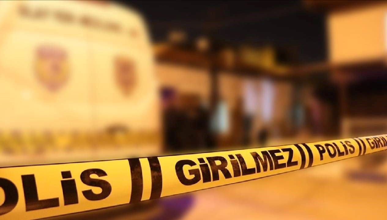 cocuklarin oldugu cay bahcesine kaya parcalari dustu pjAwV7uk.jpg