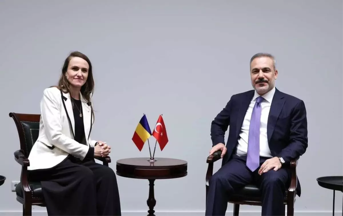 fidan luksemburgda romanya bakani ile gorustu ssPUS3VO.jpg