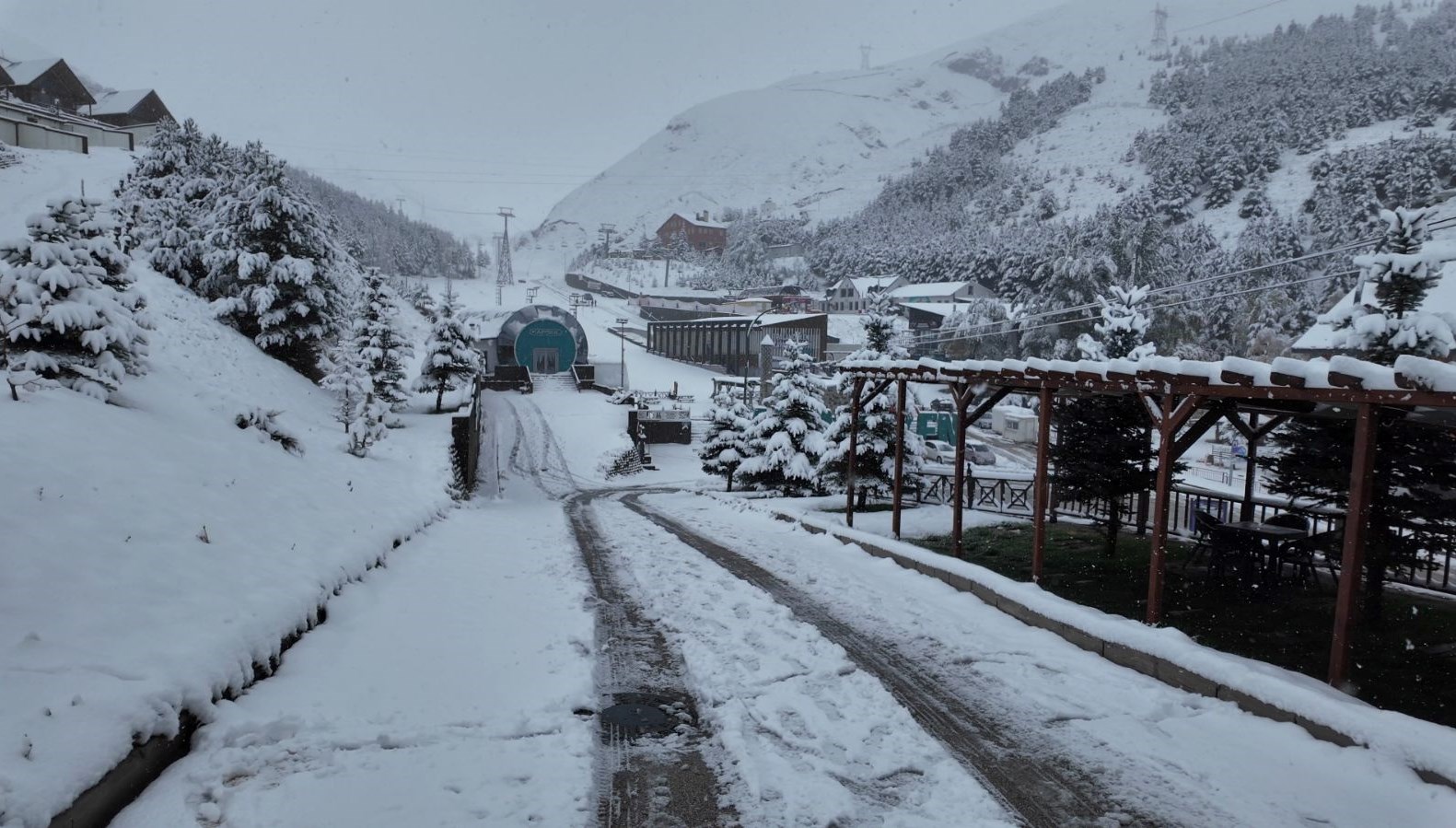 palandoken beyaza burundu SMDqtkAC.jpg