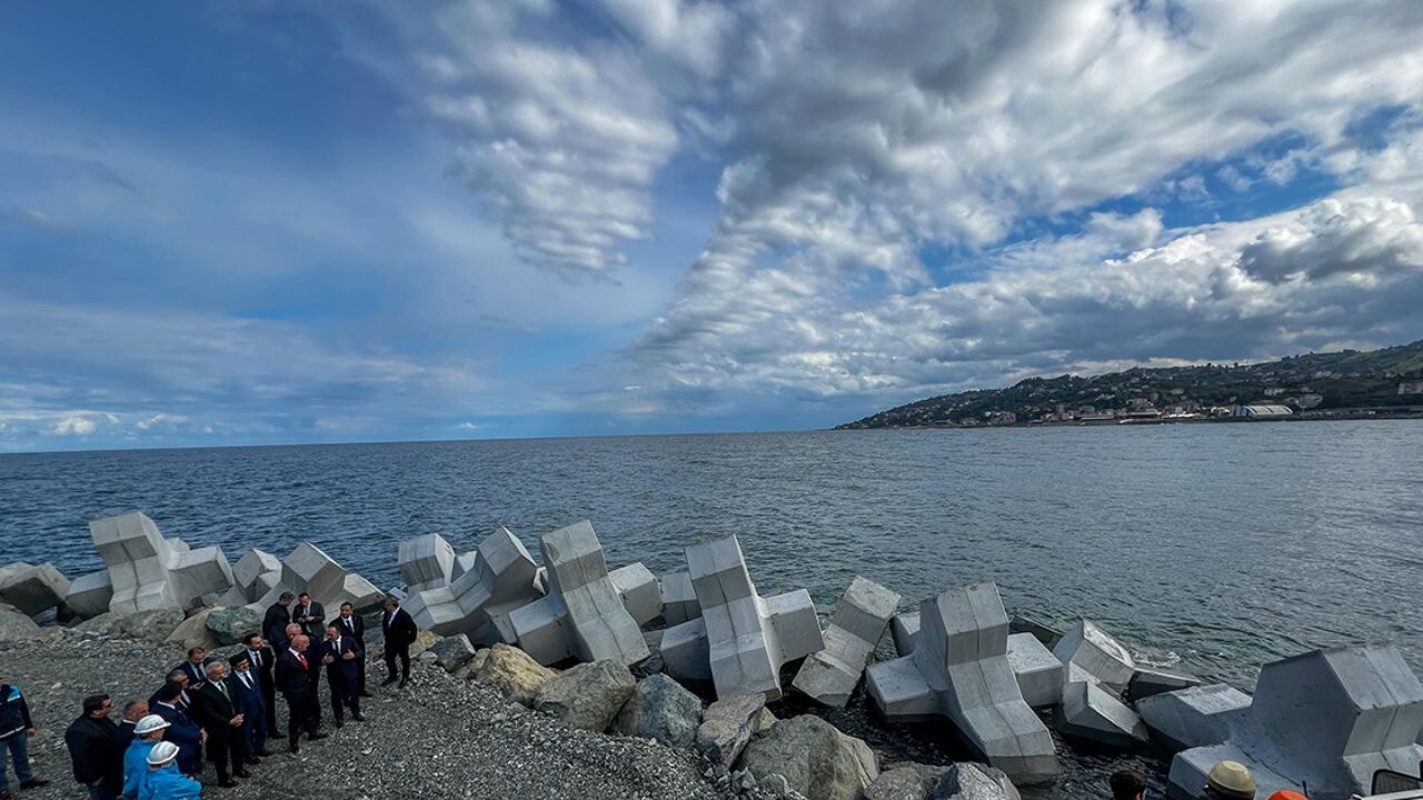 turkiyenin dev deniz ticareti hamlesi iyidere lojistik limani 5nlVapvl