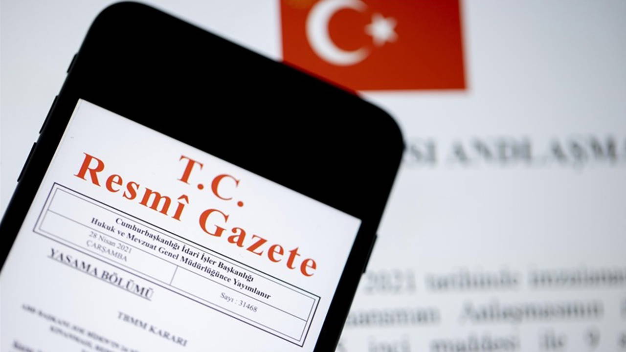 Atama ve gorevden alma kararlari resmi gazetede iVptyu9S