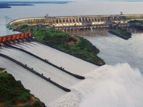 Iki ulkenin elektrik ihtiyacini karsilayan dev baraj okullarda ders olarak okutuluyor EIPGU4kN