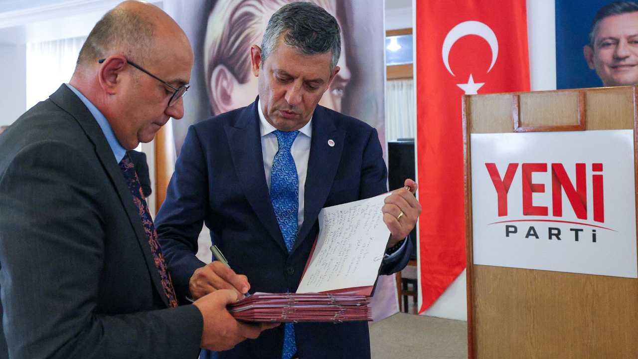 Yeni parti turkiyeyi nasil yonetecegini acikladi tuzuk ve programda sosyal demokrat vurgusu wXHUgNhK